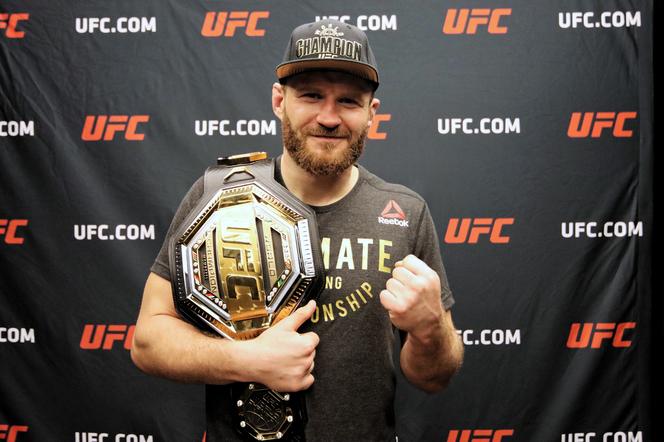 UFC 259: JAN BŁACHOWICZ obronił pas kategorii półciężkiej UFC! 