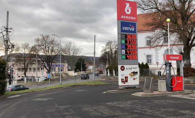 Stacja paliw BENZINA należąca do Orlenu w Czechach