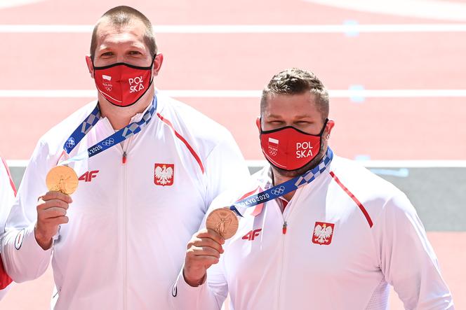 Wyliczyliśmy, ile milionów polscy medaliści olimpijscy zarobili w Tokio