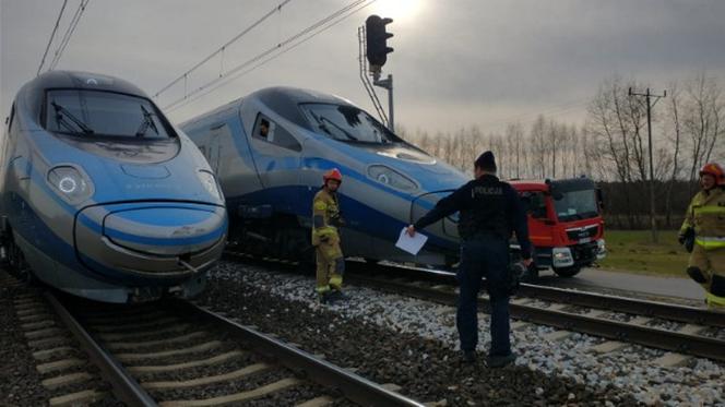 Śmiertelny wypadek na torach pod Opocznem. 47-latek zginął pod kołami Pendolino 