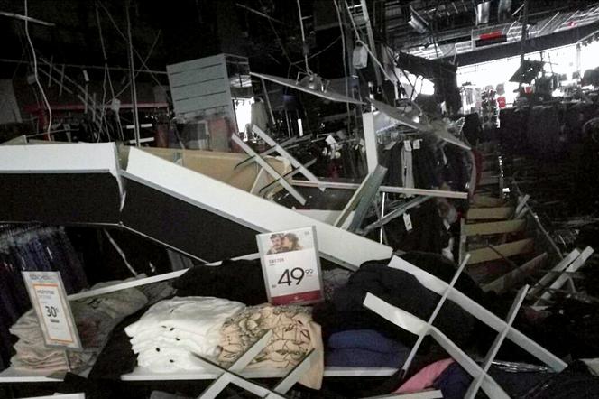 Zawalenie sufitu w galerii