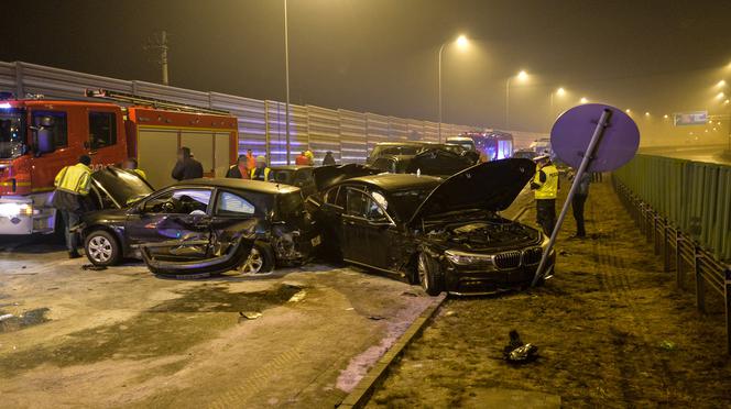 Wypadek Macierewicza. Tłumaczenia MON: To nie była ucieczka tylko ewakuacja