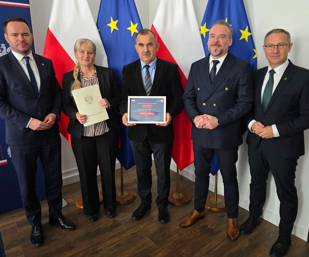 Będą nowe drogi i przebudowana stacja ujęcia wody. Ponad 5 milionów złotych trafiło do gmin województwa lubelskiego