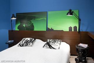 KOLORY W SYPIALNI: Sypialnia w intensywnych kolorach. Czy taka aranżacja sypialni się spodoba?