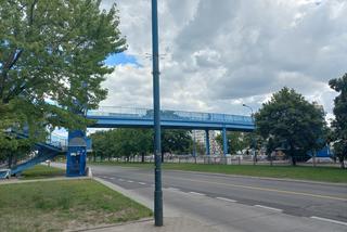 Kładka na Ostrobramskiej do likwidacji? Jest petycja w tej sprawie