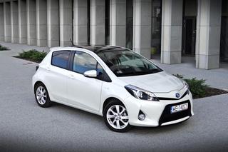 Toyota Yaris Hybrid 100