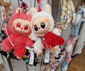 Dzieci błagają o Labubu. Rodzice płaczą przy kasie – ile kosztuje wakacyjny hit?