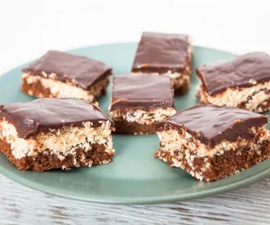 Ciasto Westchnienie Beaty -  mariaż czekolady i kokosu, który budzi zachwyt