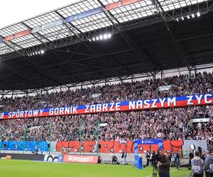 Górnik Zabrze remisuje z Koroną Kielce. Ratunek nadszedł w ostatnich minutach. Wielkie emocje na trybunach