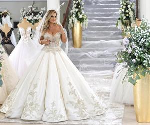 Dagmara Kaźmierska wybiera suknię ślubną