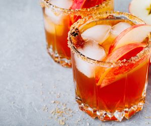 Jesienna mimoza z cydrem i cynamonem - fantastyczny koktajl alkoholowy