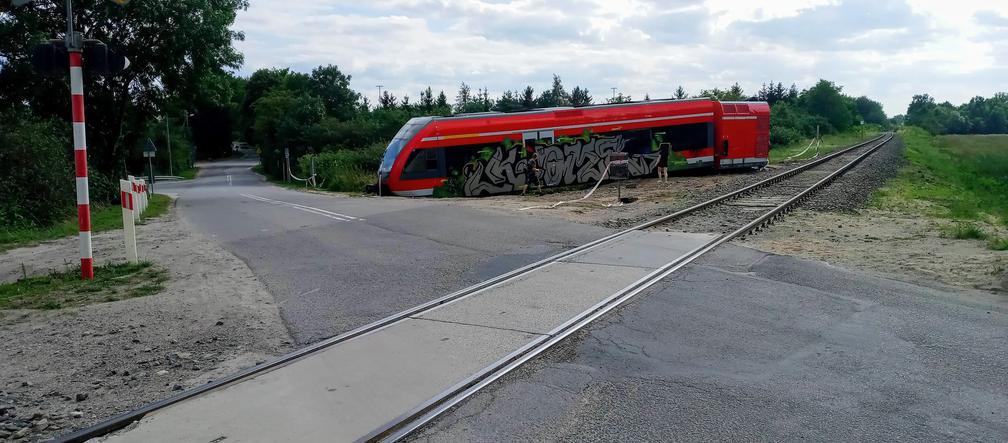Wrak niemieckiego pociągu pod Kołbaskowem