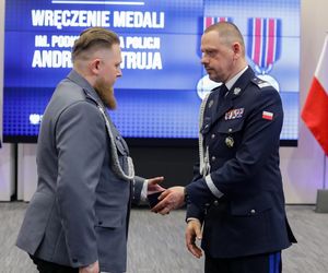 Z narażeniem życia ratowali innych. 81 policjantów odebrało medale 