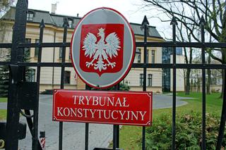 Trybunał Konstytucyjny jest zależny od rządu PIS? Tak uważa ponad połowa Polaków