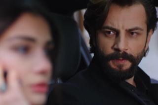 Przysięga: Özge Yağız i Gökberk Demirci znowu się rozstali