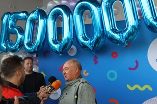 Pan Andrzej półtoramilionowym klientem aquaparku przy Borowskiej