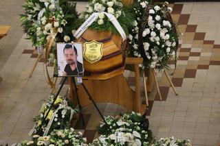 Pogrzeb Pawła K. dziennikarza DDTVN zamordowanego w Chorzowie. Zorganizowano transmisję