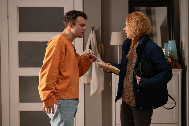 Barwy szczęścia odc. 3222. Halina Kałuża (Marta Zięba), Ignacy (Olaf Staszkiewicz)