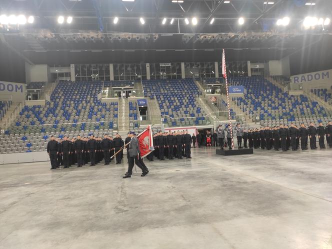 Zaprzysiężenie nowych policjantów