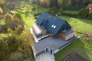 Willa czy chata? Jedno i drugie – nowoczesny dom z duszą zaszczepioną z tradycji