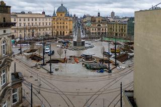 Plac Wolności na finiszu. Zobaczcie najświeższe zdjęcia