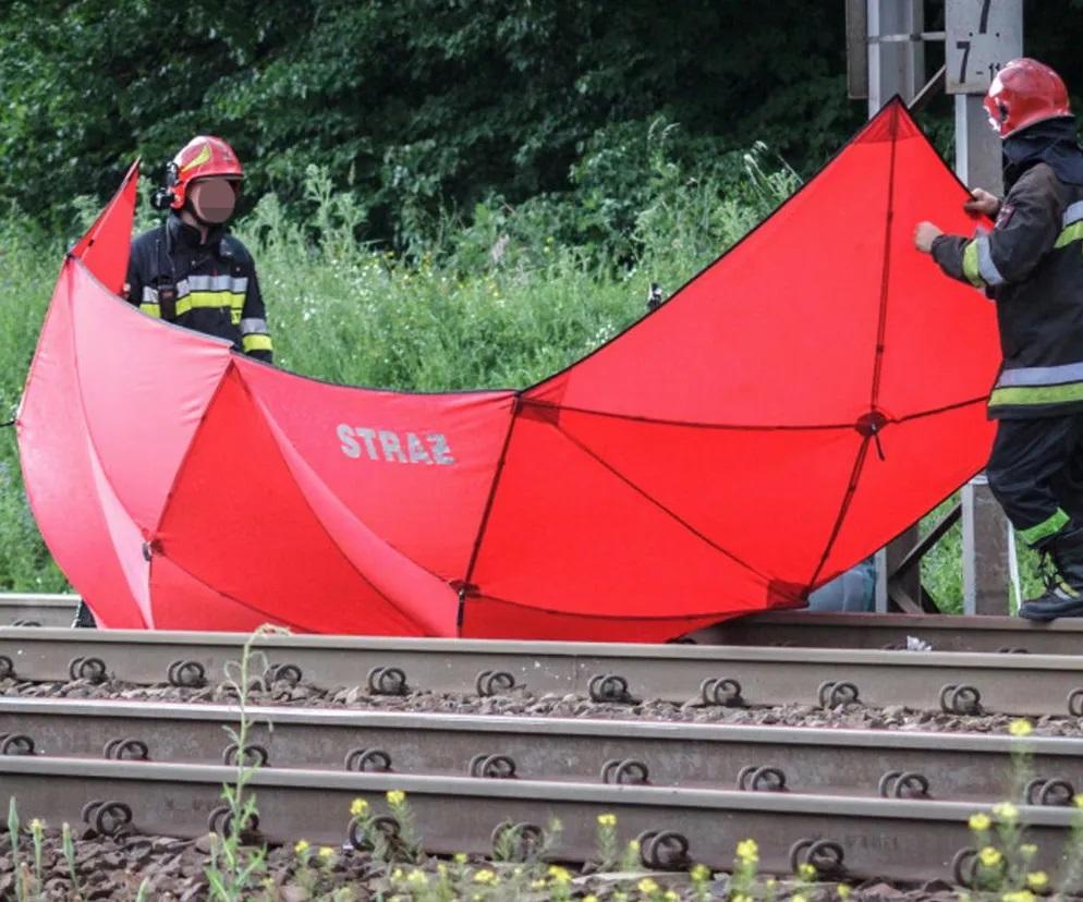 Kalety: 21-letnia kobieta śmiertelnie potrącona przez pociąg