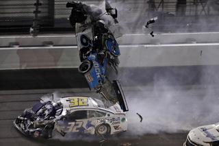 Wypadek Ryana Newmana w NASCAR