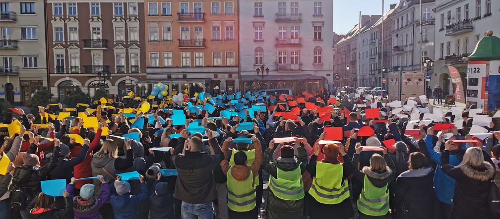 „Dla Ukrainy przy barszczu”. Kaliszanie solidarni z Ukrainą