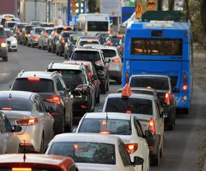 Powroty z majówki oznaczają jedno: utrudnienia na zakopiance. Gdzie są największe korki? 