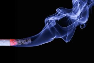 Rząd uderzy w producentów papierosów. Szykuje regulacyjny absurd 
