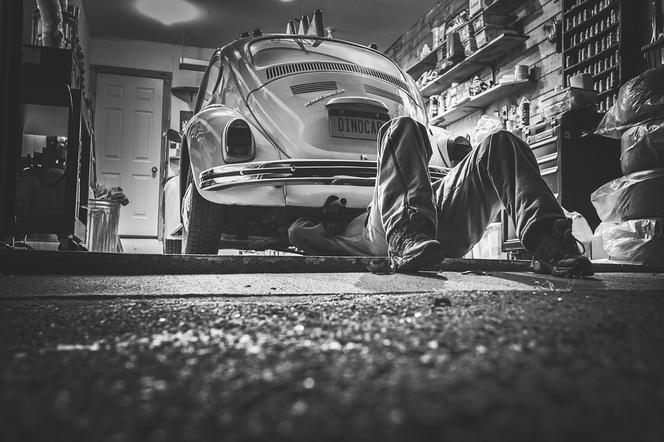 Oferta pracy: MECHANIK POJAZDÓW SAMOCHODOWYCH