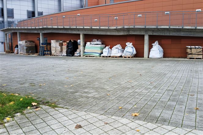 Dary dla powodzian pod halą Netto Arena