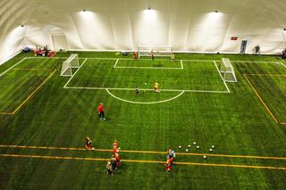 Uprawiaj ulubiony sport przez cały rok. Sawo Gruz Arena zaprasza bez względu na pogodę!