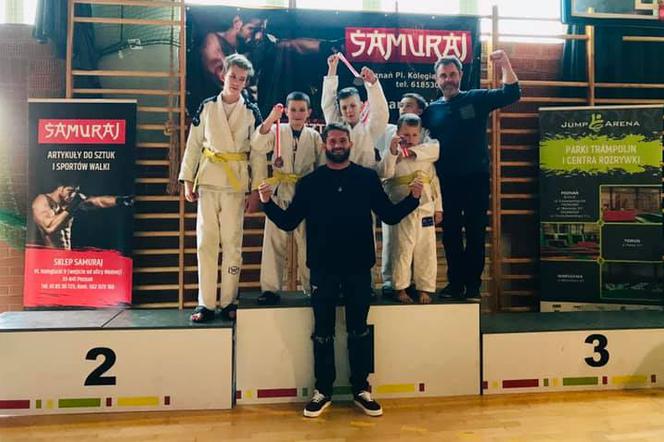 Przywieźli worek z medalami. Udane mistrzostwa dla Checkmat
