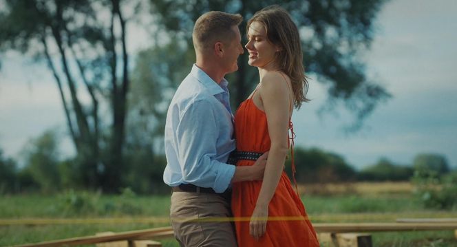 M jak miłość odcinek specjalny 25 lat serialu. Franka (Dominika Kachlik), Paweł (Rafał Mroczek)