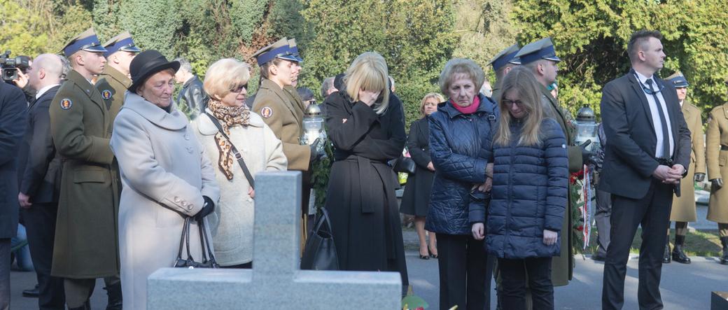 Obchody 5 rocznicy katastrofy smoleńskiej na warszawskich Powązkach.