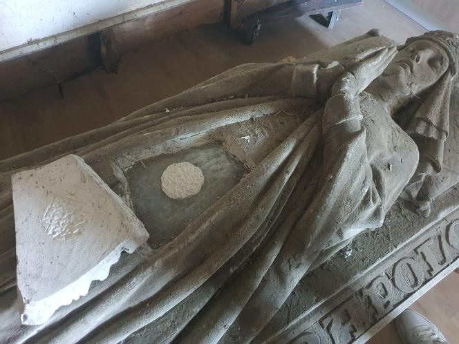 Model sarkofagu królowej Jadwigi odnaleziony w Tarnowie