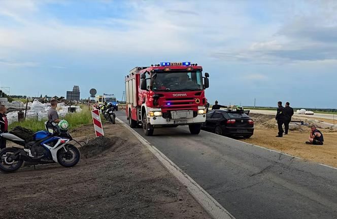 Pijany kierowca wjechał w kolumnę motocyklistów. Zatrzymany po pościgu