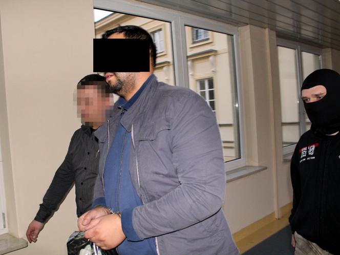 Miał wyczyścić prostytutce akwarium. Zażądała SEKSU. Udusił ją paskiem