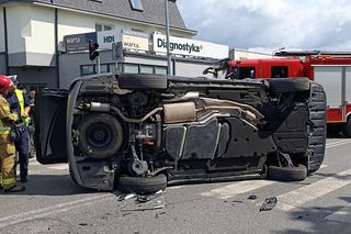 Kobieta staranowała toyotę