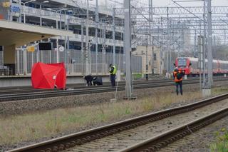 Tragedia na torach w Pruszkowie. Pociąg śmiertelnie potrącił mężczyznę
