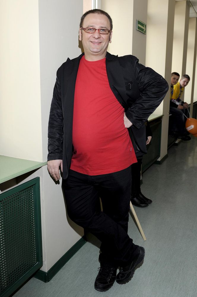 Grzegorz Halama nagle zniknął z show-biznesu. Nie do wiary, jak dziś wygląda znany kabareciarz