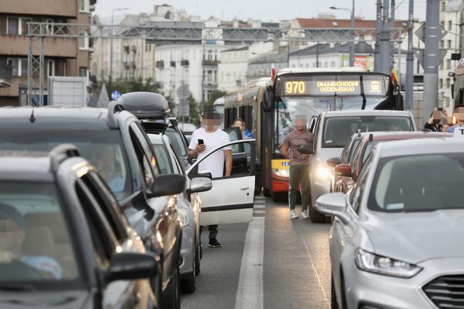 Godzina W w 79. rocznicę powstania warszawskiego. Warszawa pamięta o bohaterach