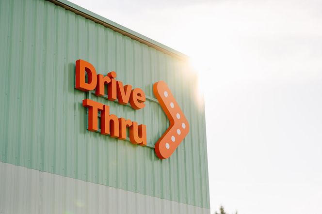 Czekali na to nawet 10 godzin! Szaleństwo na otwarciu Popeyes w Częstochowie