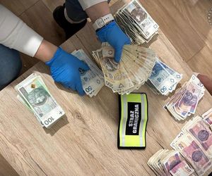 Policja rozbiła gang pseudokibiców ze Śląska. W tle handel narkotykami, przemyt i handel ludźmi