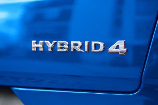 Opel Grandland X Hybrid4 1.6 Turbo A8 300 KM AWD