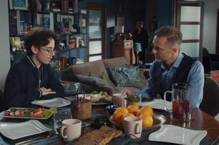 M jak miłość odc. 1737. Andrzej Budzyński (Krystian Wieczorek), Maciek (Franciszek Przanowski)