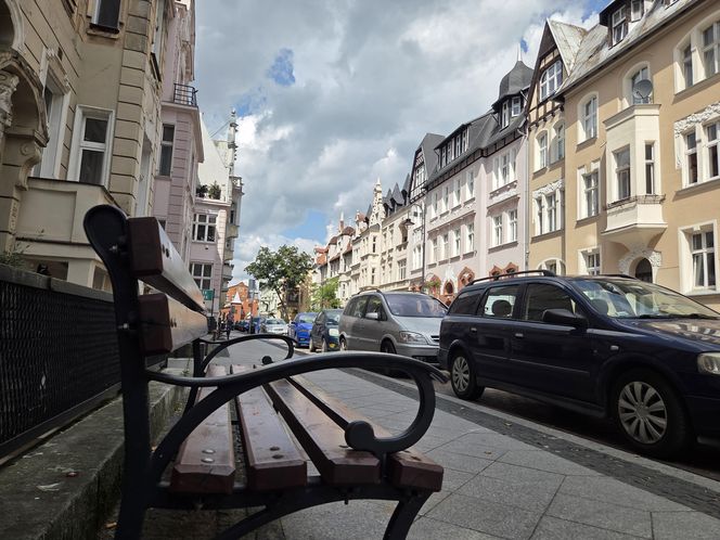 Tak wygląda jedna z najbardziej eleganckich ulic w Bydgoszczy. Zapraszamy na spacer po ul. Cieszkowskiego