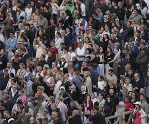 Tłumy na placu św. Piotra