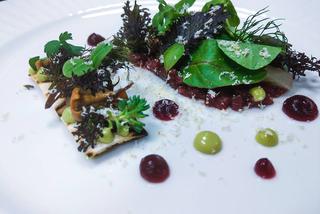 Gdzie zjeść business lunch w Warszawie? Oto najlepsze restauracje na spotkanie biznesowe! [PRZEGLĄD]